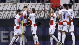 很多人日日 很多人日日